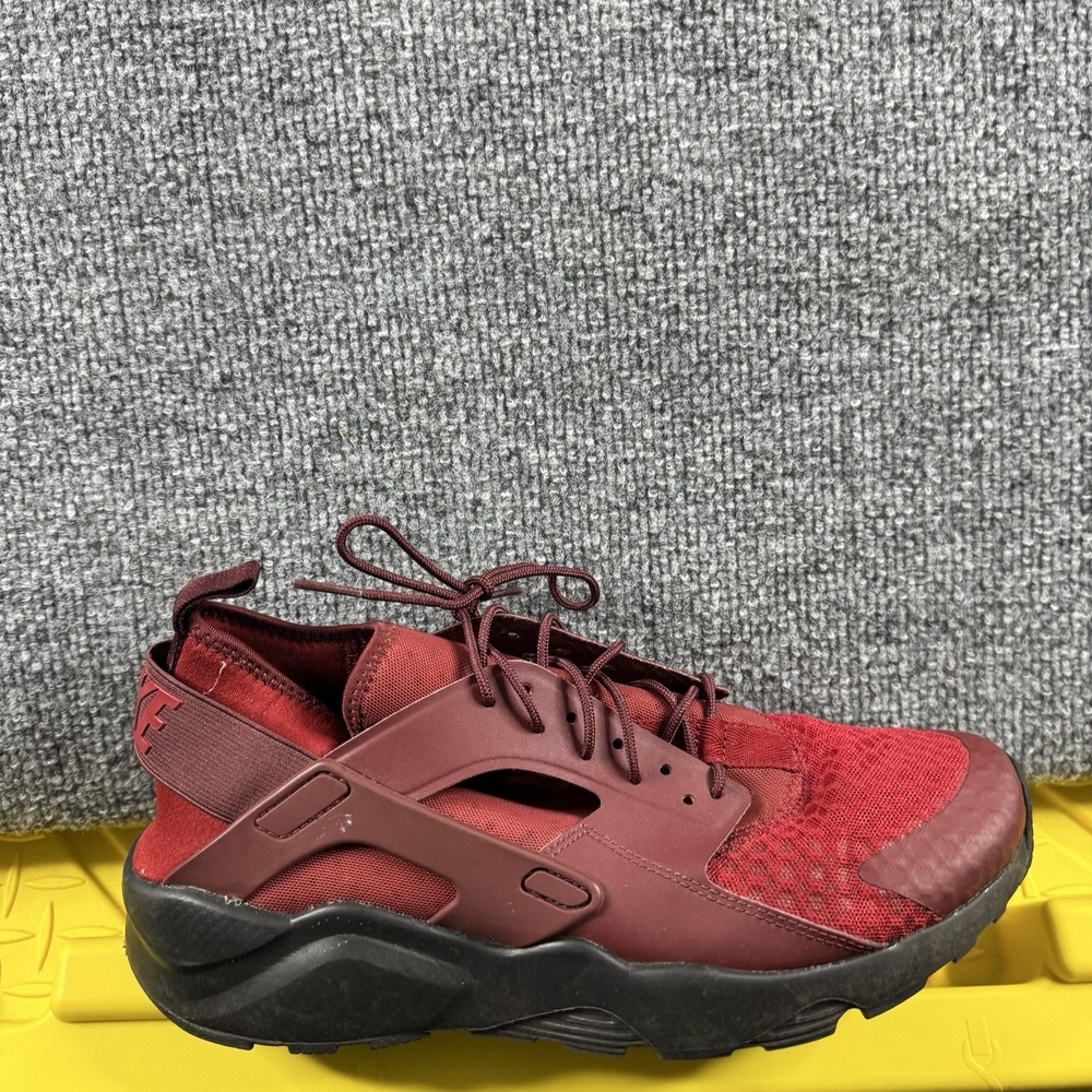 Nike Air Huarache Run Ultra Shoes Mens Size 9.5 Red Mesh Athletic 819685-604